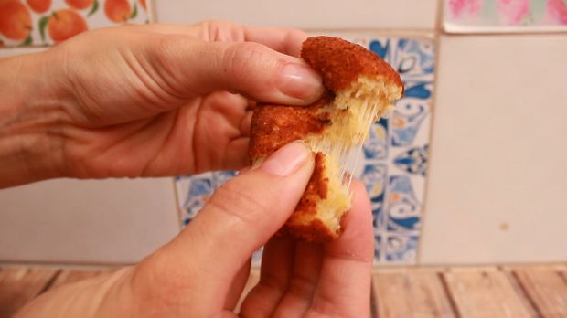 bolinha de queijo.jpeg